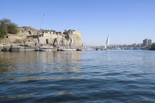 Yelken yakınındaki Aswan (Mısır Nil) — Stok fotoğraf