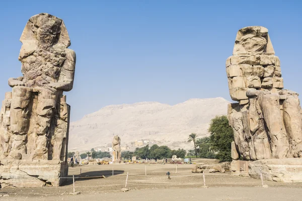 Colossi di Memnone, statue del faraone Amenhotep III, Luxor — Foto Stock