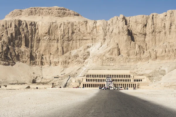Tempio di Hatshepsut sulla riva occidentale di Luxor, Egitto — Foto Stock