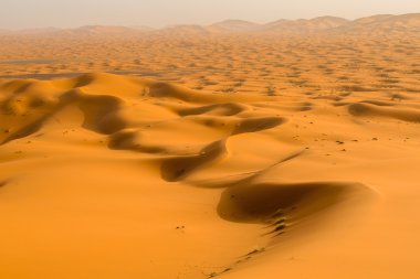Sahra Çölü 'ndeki kum tepeleri, Merzouga, Fas