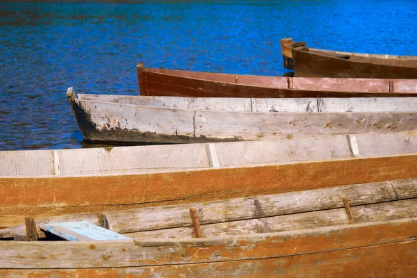 Pêche Traditionnelle Bateaux Fond Plat Bois Sur Rive Paysage Rural — Photo