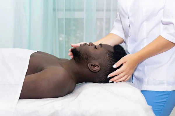Adult Black Man Receives Face Head Massage Private Practice Masseuse — Stock Photo, Image