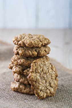 Yulaf ezmeli kurabiye yığını 