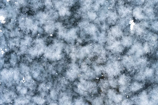 Ovanifrån av snöiga ytan av frusen isälv — Stockfoto