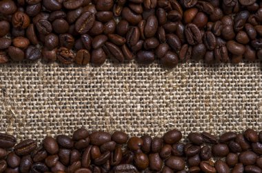 Kahve çekirdekleri ve yol