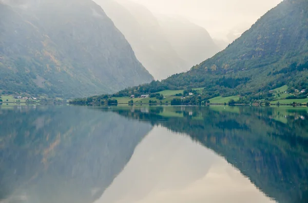 Immagine del fiordo norvegese — Foto Stock