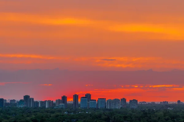 Coucher de soleil et nuages ciel — Photo