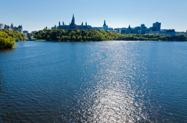 Tarihi binalar Ottawa.