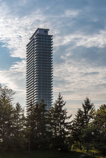 カナダ トロント市のオンタリオ湖沿岸のマンションの眺め — ストック写真