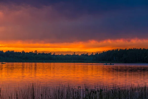 Coucher Soleil Dessus Lac Forestier Dans Parc Lac Grundy Canada — Photo