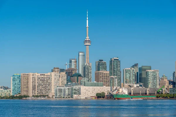 Toronto Skyline Lago Ontário Manhã Ensolarada — Fotografia de Stock