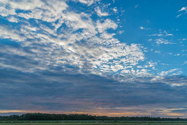 Sonnenuntergang Über Der Straße Der Nähe Von Superior Lake Kanada — Stockfoto