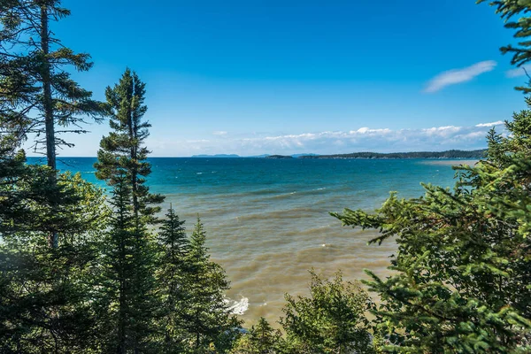 Orilla Rocosa Del Lago Superior Canadá — Foto de Stock