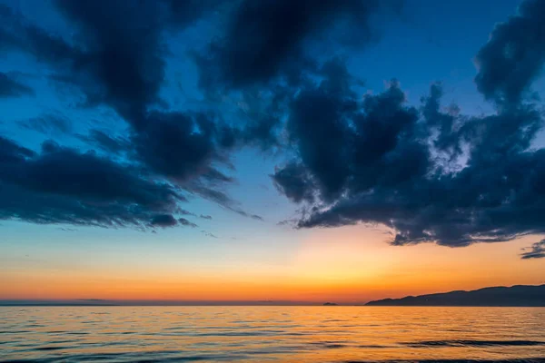 Zonsondergang Boven Het Oppervlak Van Het Prachtige Superior Lake — Stockfoto