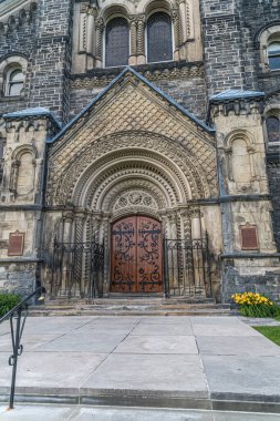 Toronto Üniversitesi Binaları, Kanada