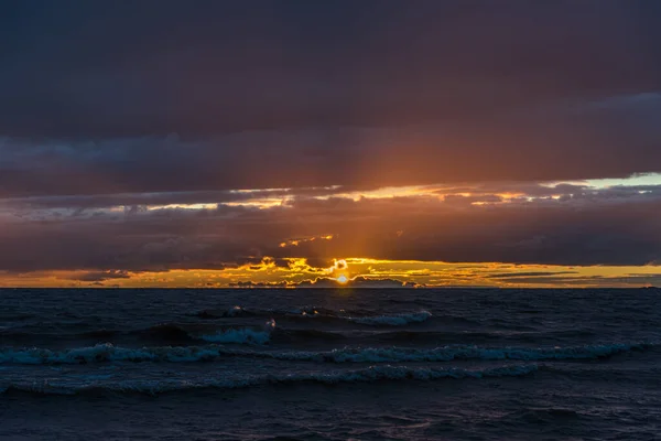 Pôr Sol Colorido Acima Água Lago Superior Canadá — Fotografia de Stock