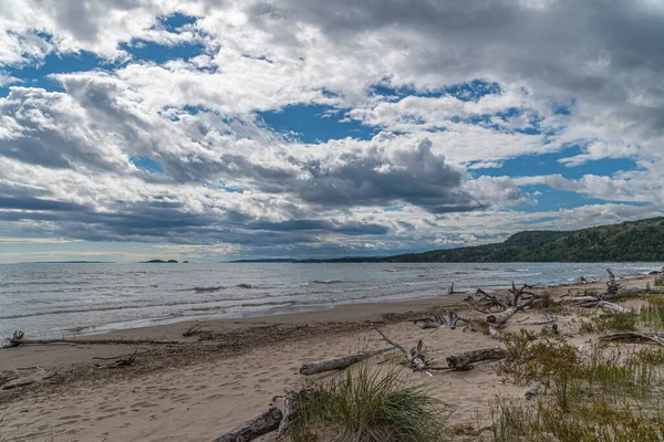 Piaszczysta Plaża Brzeg Jeziora Superior Stany Zjednoczone — Zdjęcie stockowe