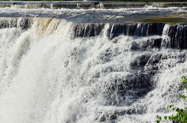 Trapsgewijze water — Stockfoto