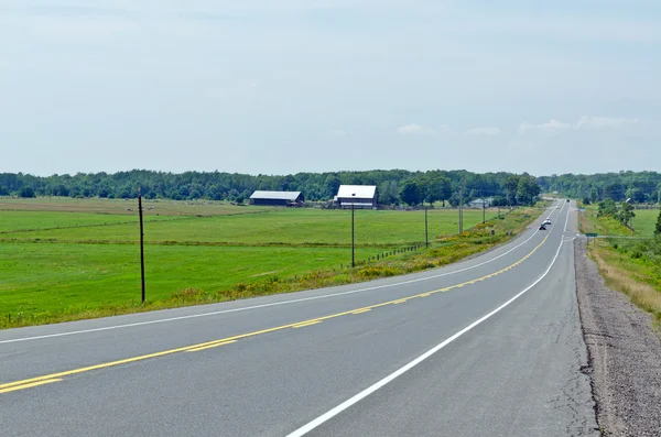 TransCanada highway along Superior Lake shore — Stock Photo, Image
