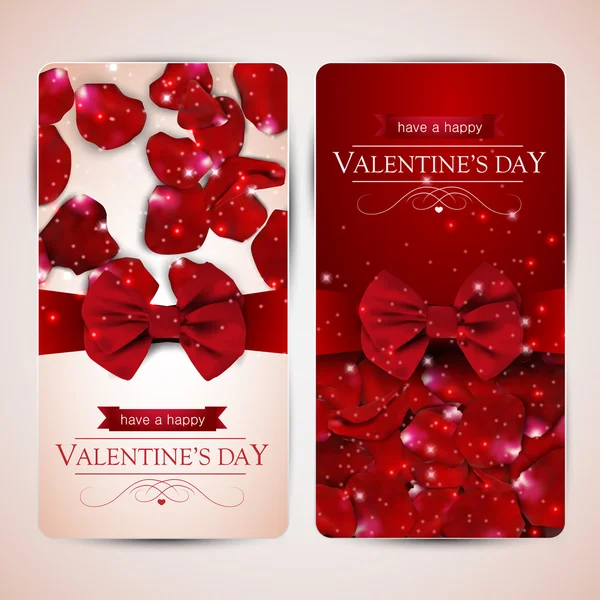 Jogo de dois cartões de dia de Valentim com arco e pétalas de rosa . Ilustrações De Stock Royalty-Free