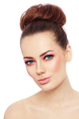 şık makyaj ile sağlıklı kadın