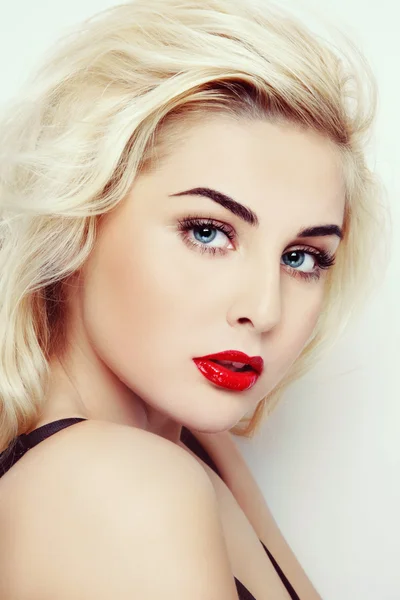 Blond girl with red lipstick — Stock Photo, Image