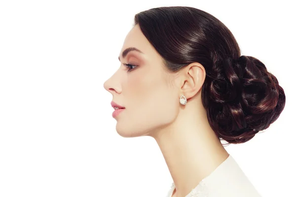 Beautiful woman with stylish prom hairdo — Stock Photo, Image