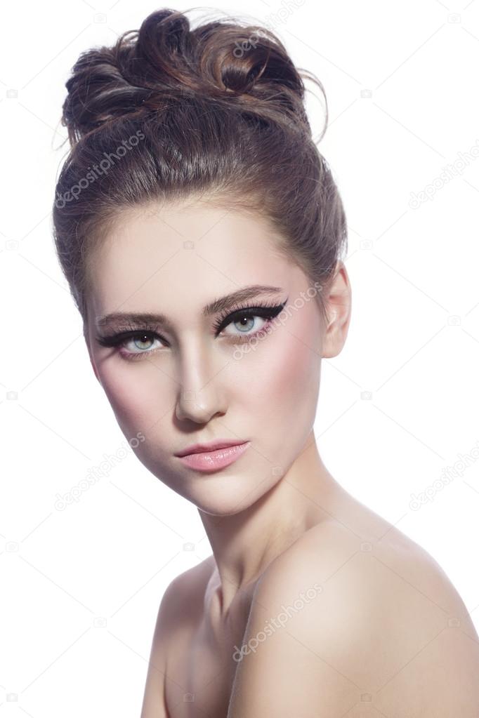 woman with fancy cat eyes make-up