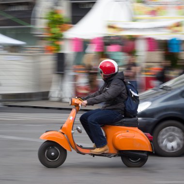 Avrupa'nın Vespa Scooter