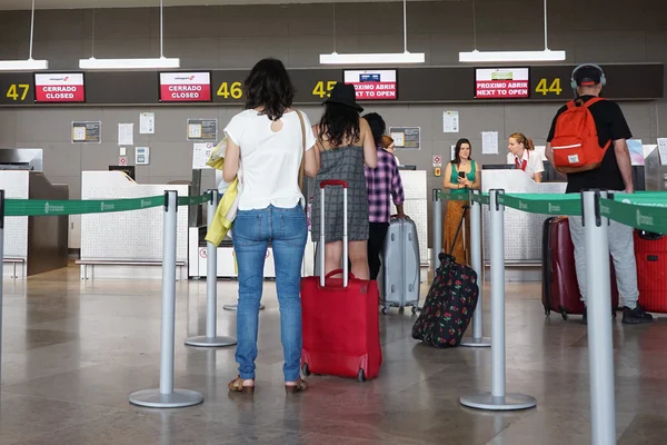 Contador de companhias aéreas Check In — Fotografia de Stock