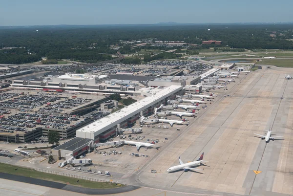depositphotos_82986740-stock-photo-atlanta-airport