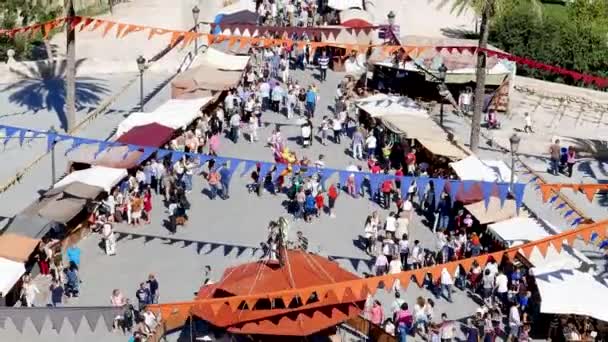 Η Valencia μεσαιωνική υπαίθρια αγορά άνωθεν της Valencia, Ισπανία. — Αρχείο Βίντεο