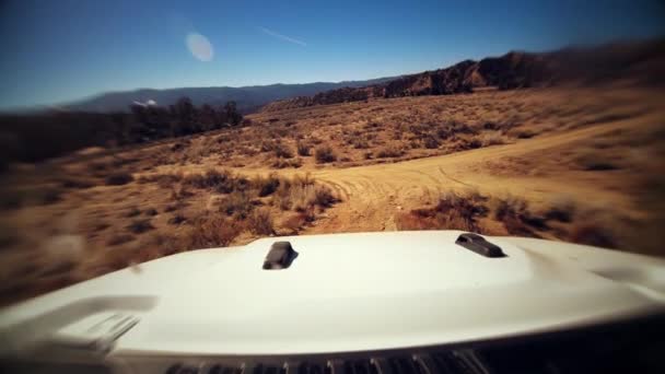 Perlahan Lahan Driving Menolak Dirt Road Trail California Wilderness — Stok Video