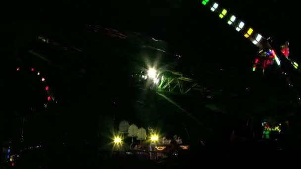 Comté Fair Rides la nuit — Video