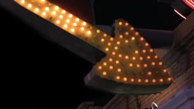 gece ışıkları cephe