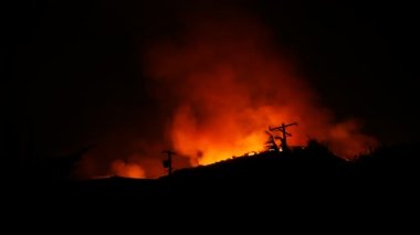 Orman alevler geceleri