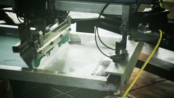 Máquina de triagem de seda automatizada — Vídeo de Stock