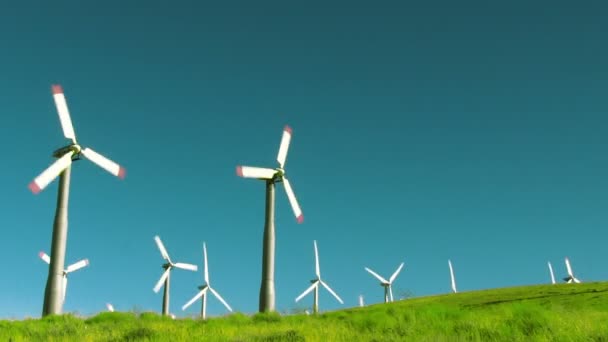 Spin windturbines — Stockvideo