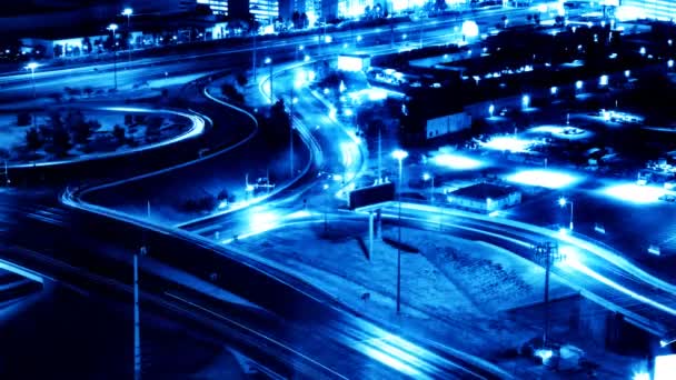 Tráfico en carretera nocturna — Vídeos de Stock