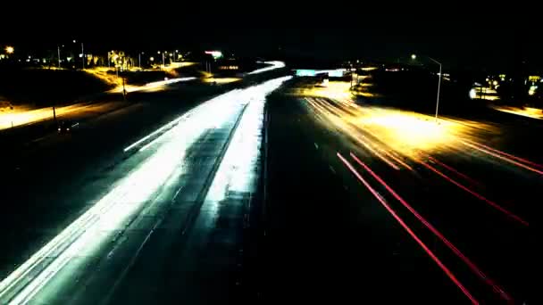Время на автостраде Лапс ночью — стоковое видео
