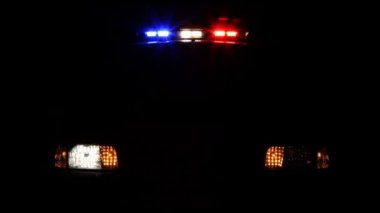 Polis arabanın ışıkları