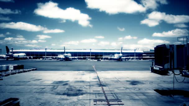 Пустые ворота в аэропорту — стоковое видео
