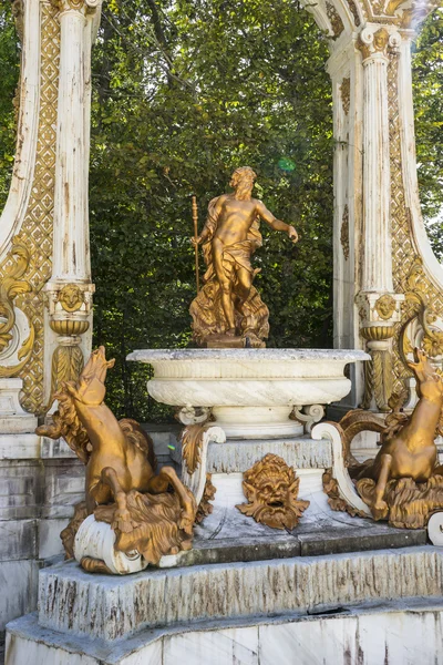 Fountain in segovia palace — Stock Photo, Image