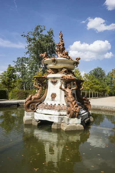 セゴビア宮殿の噴水 — ストック写真