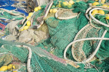 Mallorca, İspanya bir bağlantı noktasıyla Web, kuleleri ve Balıkçılık ağlar. Uygu