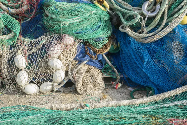 Tool, rigs and fishing nets with a port in Mallorca, Spain. Deta — Stock Photo, Image