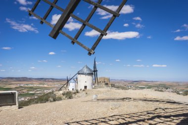 yel değirmenleri, İspanya, Don Kişot efsanevi Kastilya tahıl değirmenler, 