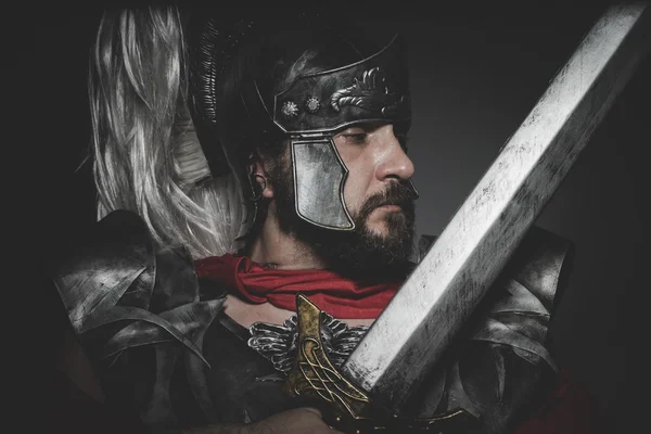 Roma lejyon holding kılıç — Stok fotoğraf