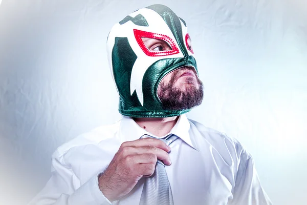 Homem de negócios usando máscara wrestler mexicano — Fotografia de Stock