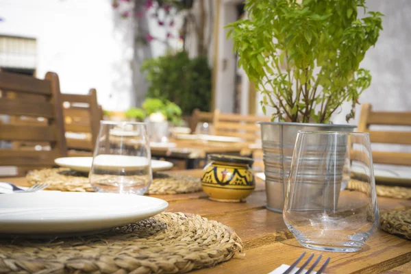 Empty glasses on table — Stock Photo, Image